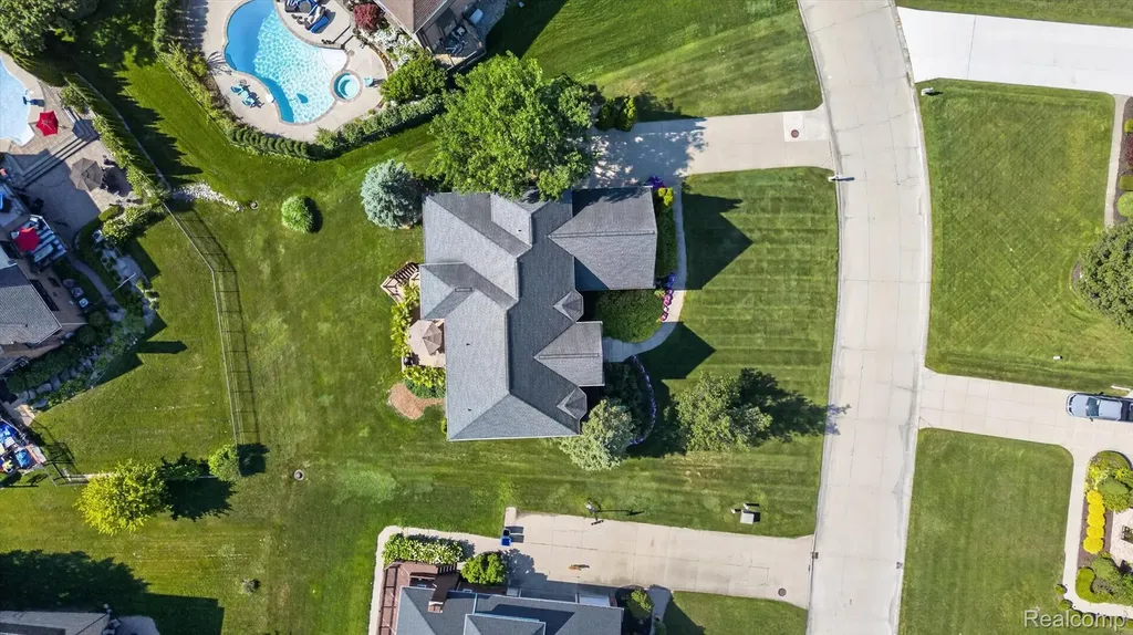 3804 Elk Drive Oakland Charter Township MI 48306