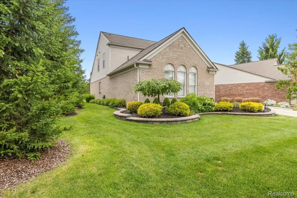 51184 Northview Plymouth Charter Township MI 48170