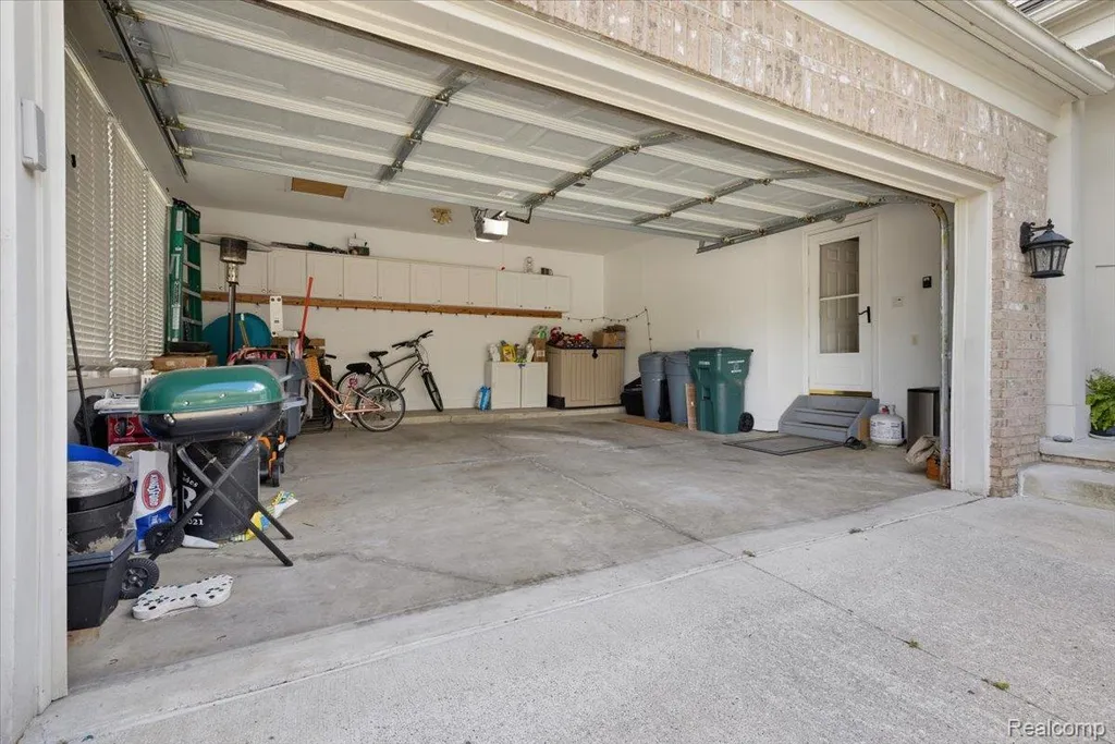 51184 Northview Plymouth Charter Township MI 48170