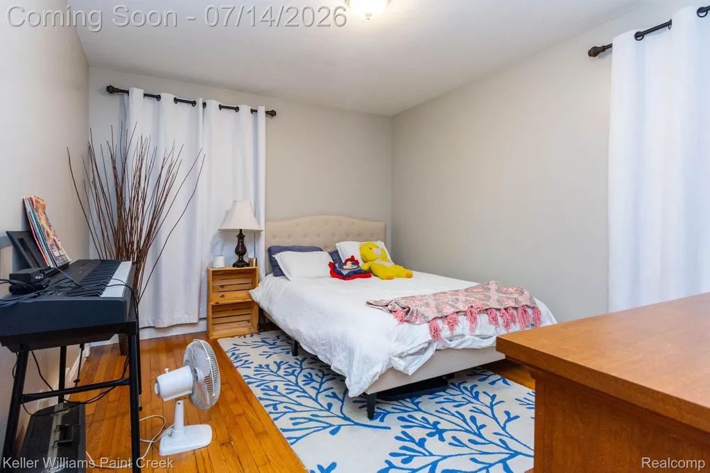 1466 Hampton Road Grosse Pointe Woods City MI 48236