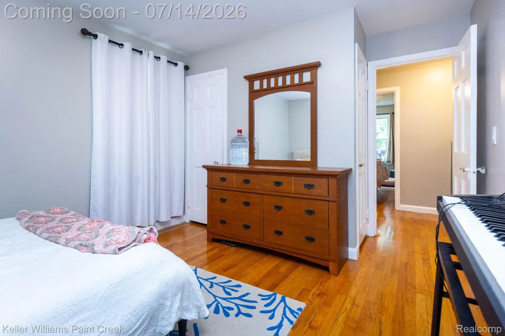 1466 Hampton Road Grosse Pointe Woods City MI 48236