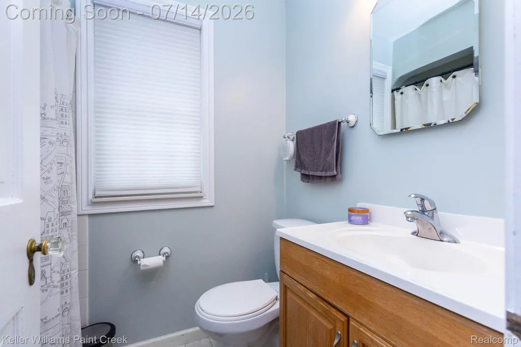 1466 Hampton Road Grosse Pointe Woods City MI 48236