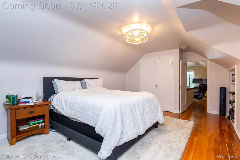 1466 Hampton Road Grosse Pointe Woods City MI 48236