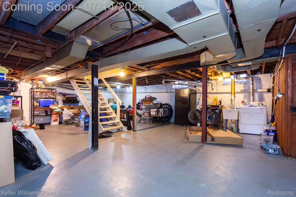 1466 Hampton Road Grosse Pointe Woods City MI 48236