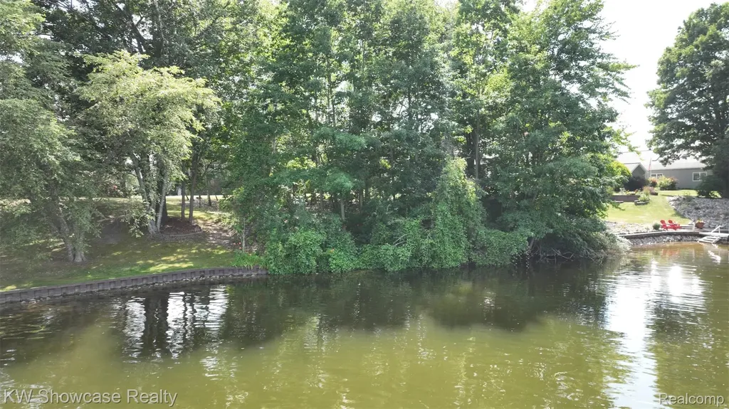 1033 Cantabrian Drive Isabella Township MI 48893