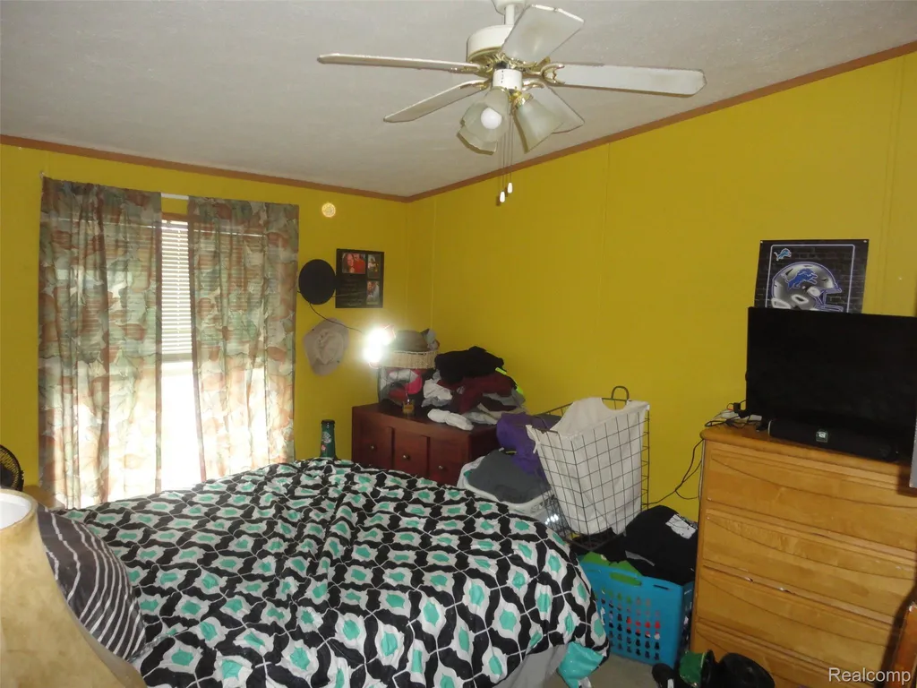 983 Tanners Landing Raisinville Township MI 48161