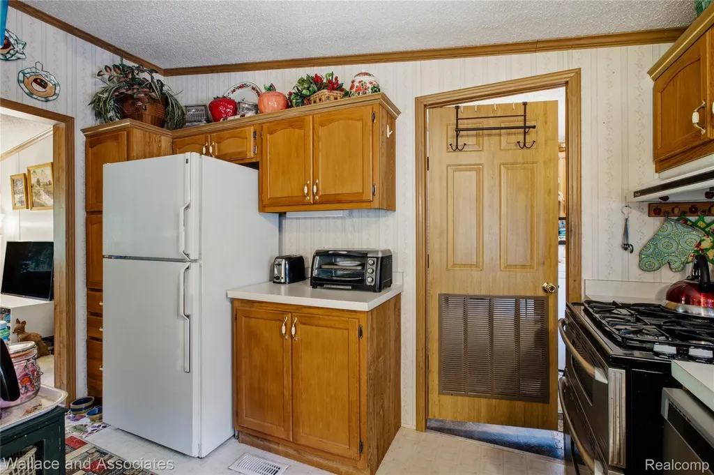 3129 Streeter Drive Fort Gratiot Charter Township MI 48059