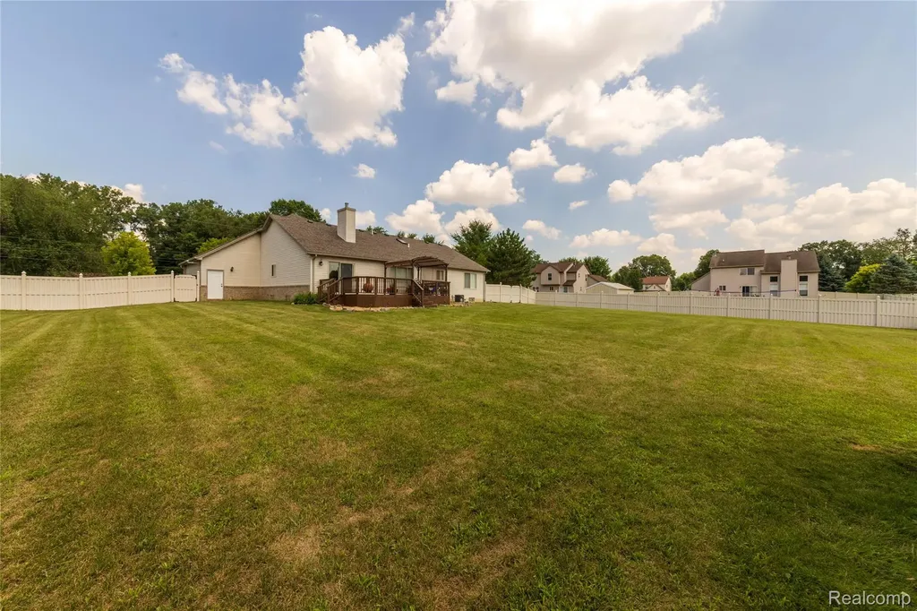 38575 Barth Street Romulus City MI 48174