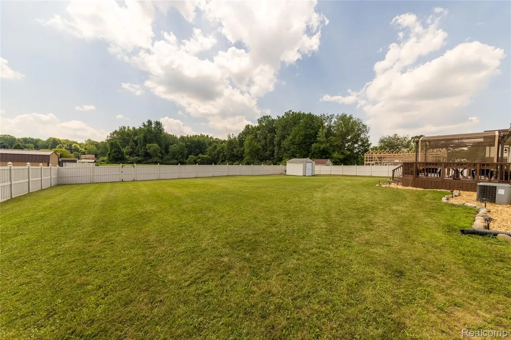 38575 Barth Street Romulus City MI 48174