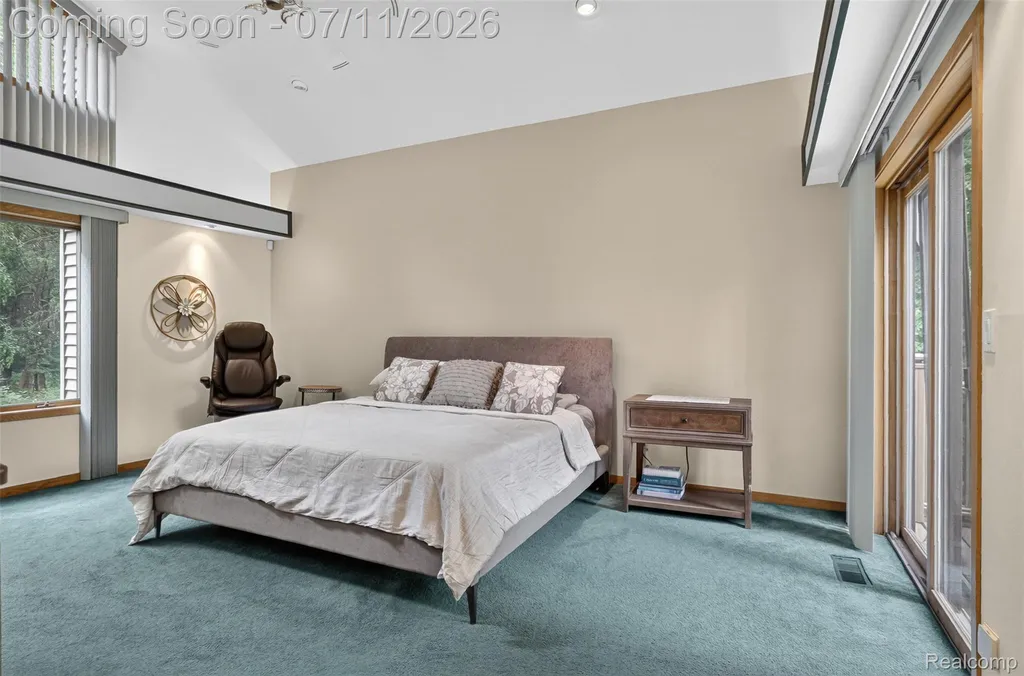 7772 Athlone Drive Hamburg Township MI 48116