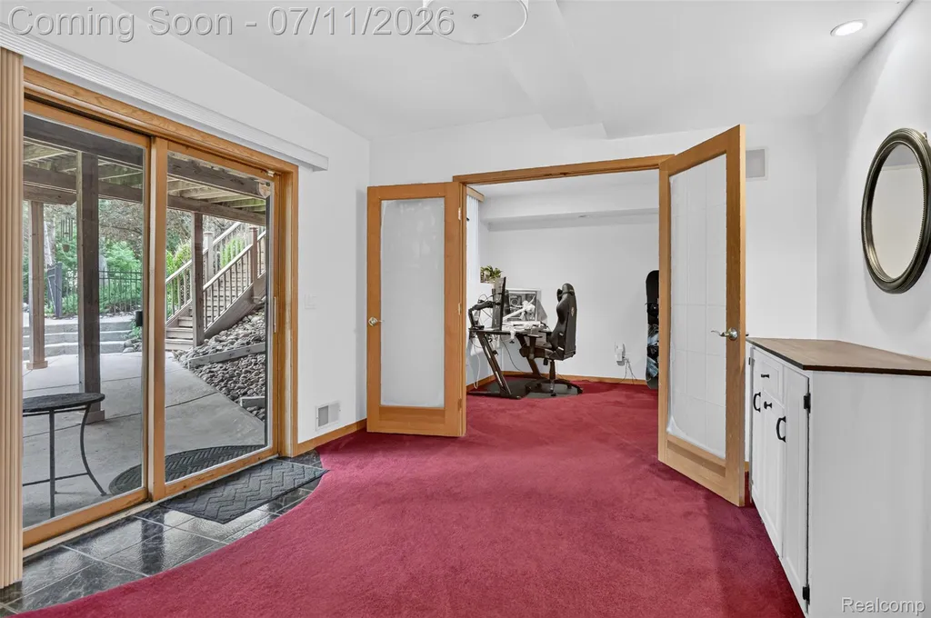 7772 Athlone Drive Hamburg Township MI 48116