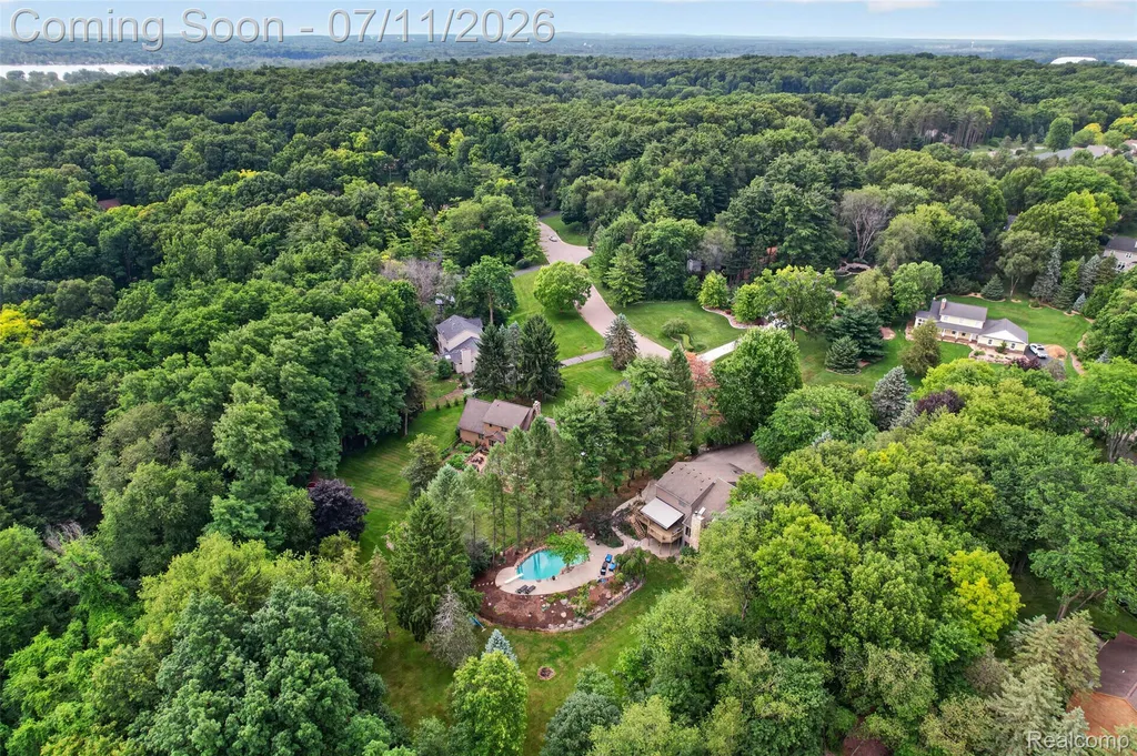 7772 Athlone Drive Hamburg Township MI 48116