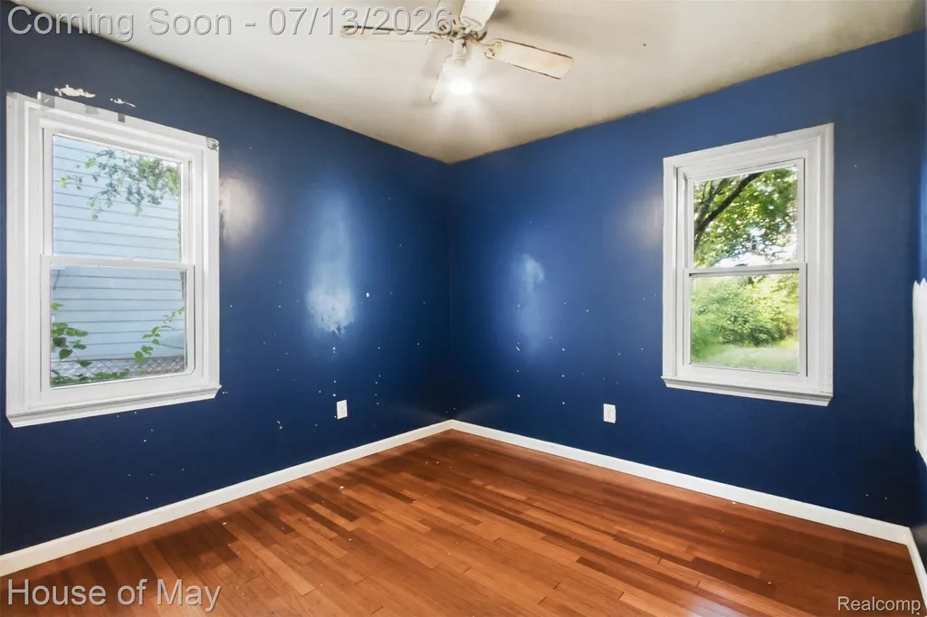 17318 Centralia Redford Charter Township MI 48240