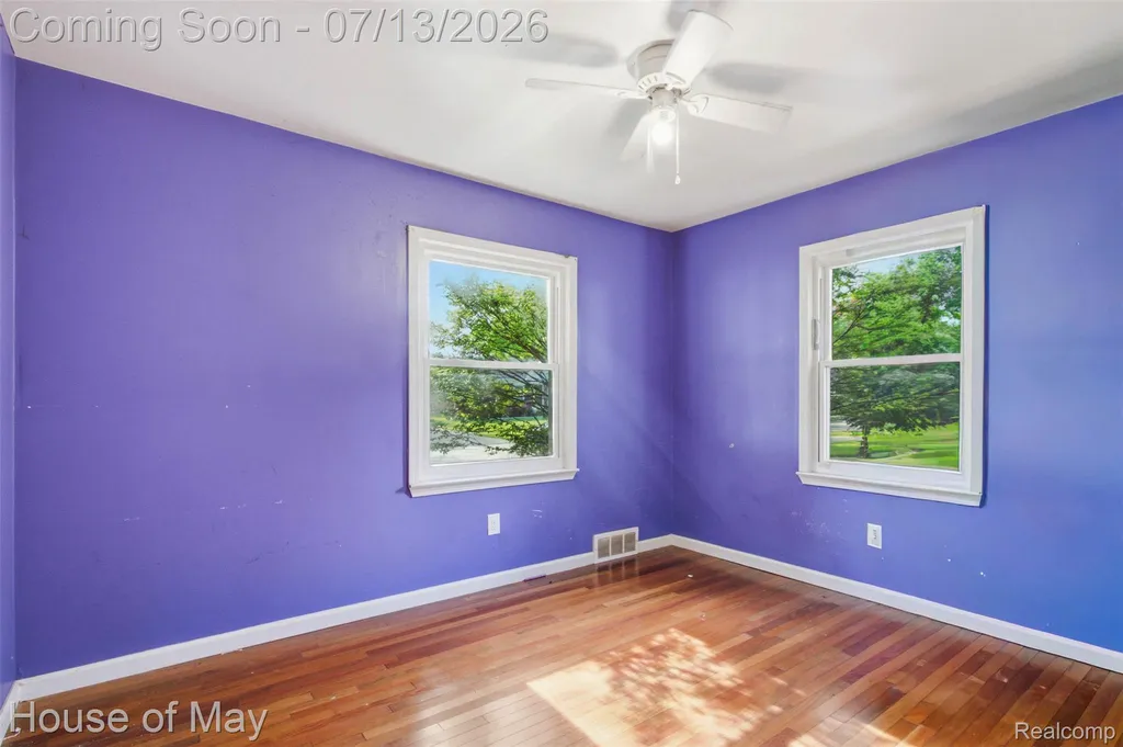 17318 Centralia Redford Charter Township MI 48240