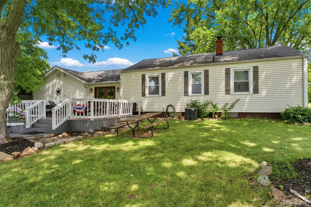 8403 Miller Road Swartz Creek City MI 48473