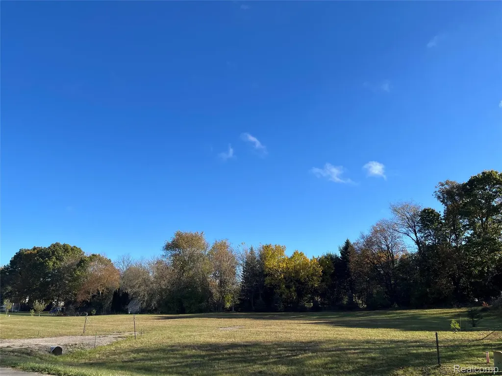 4640 Melanie Lane White Lake Charter Township MI 48383