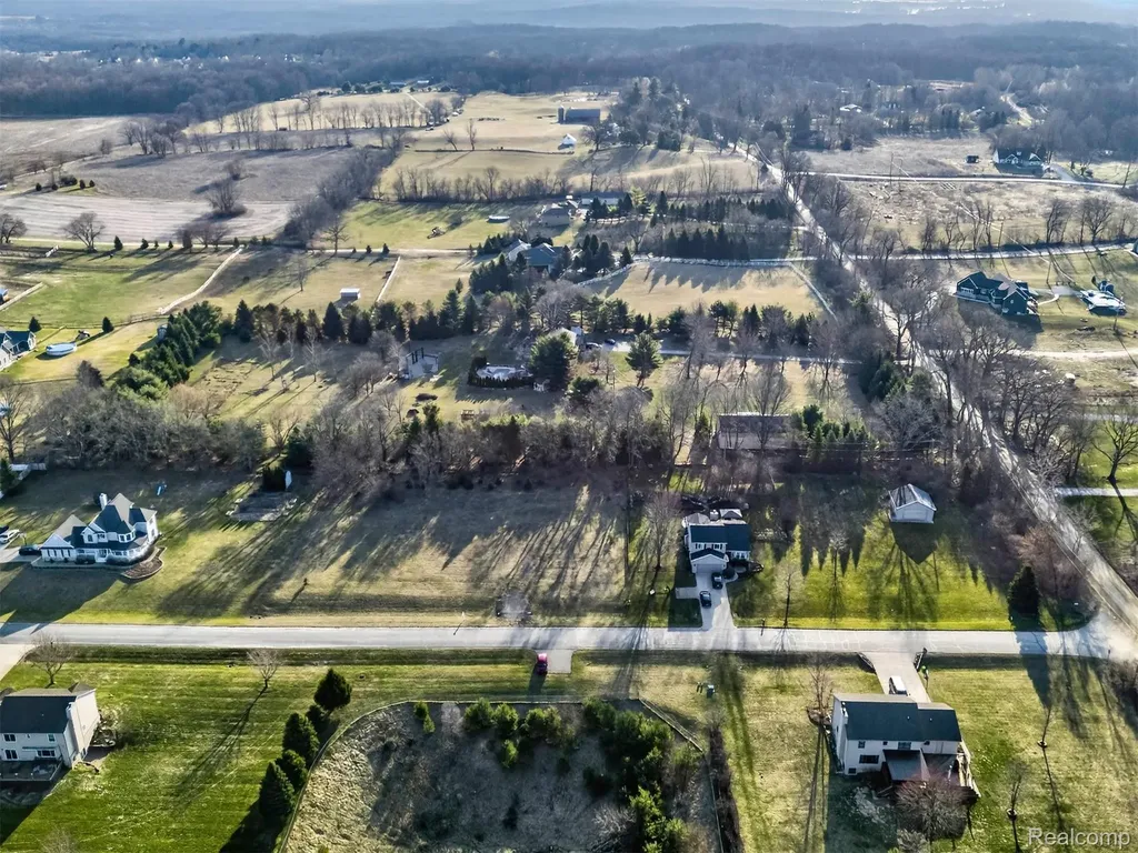 4640 Melanie Lane White Lake Charter Township MI 48383