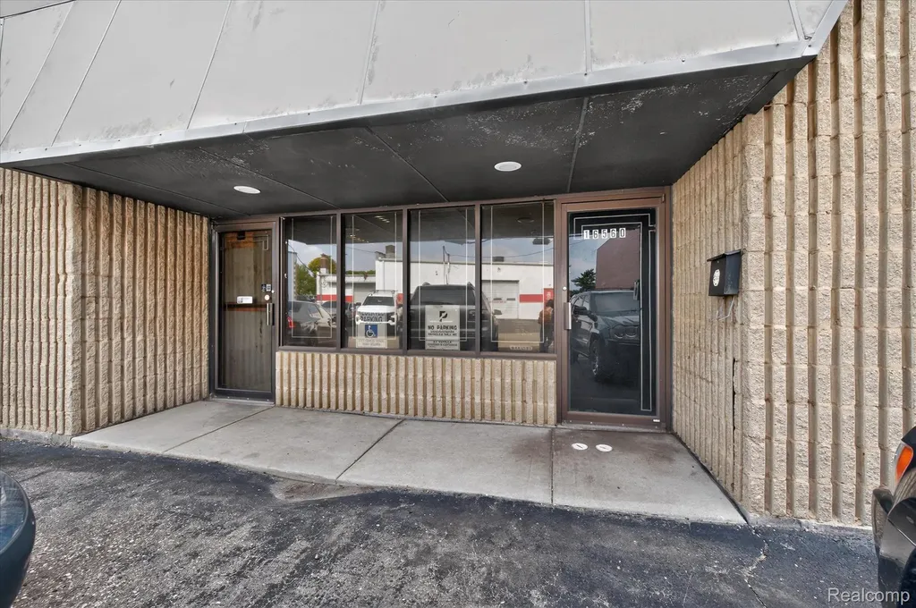 16550 Wilson Avenue Eastpointe City MI 48021