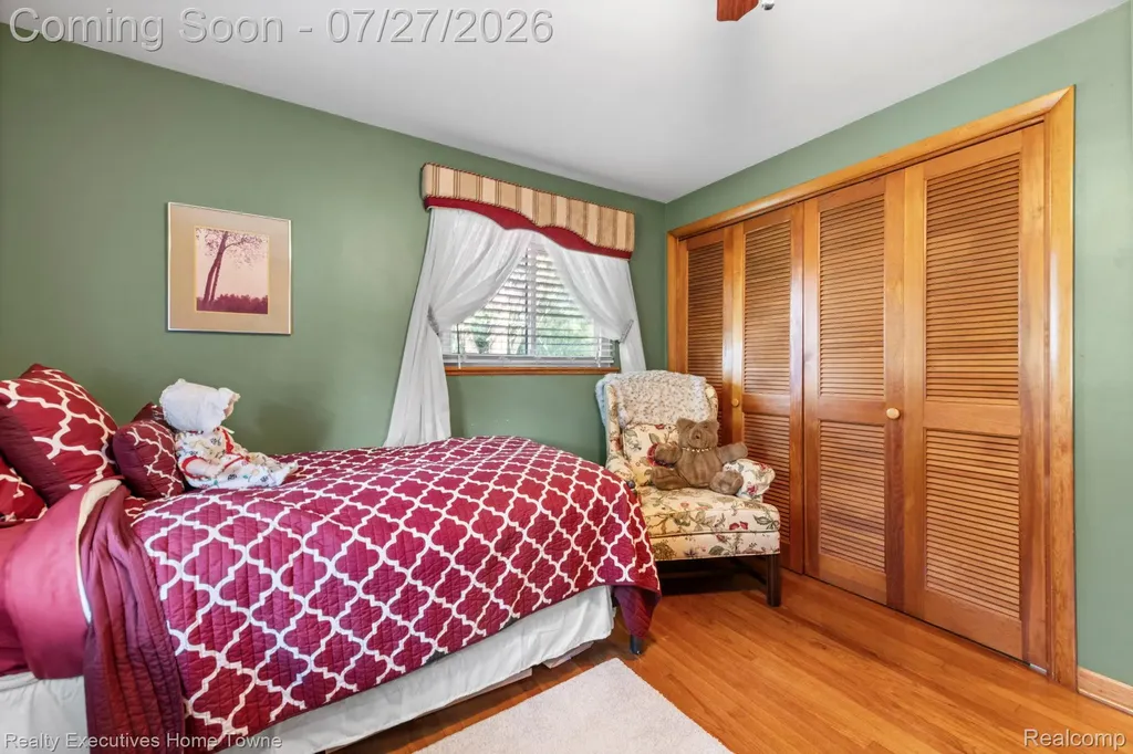 3425 Lomar Drive Fort Gratiot Charter Township MI 48059