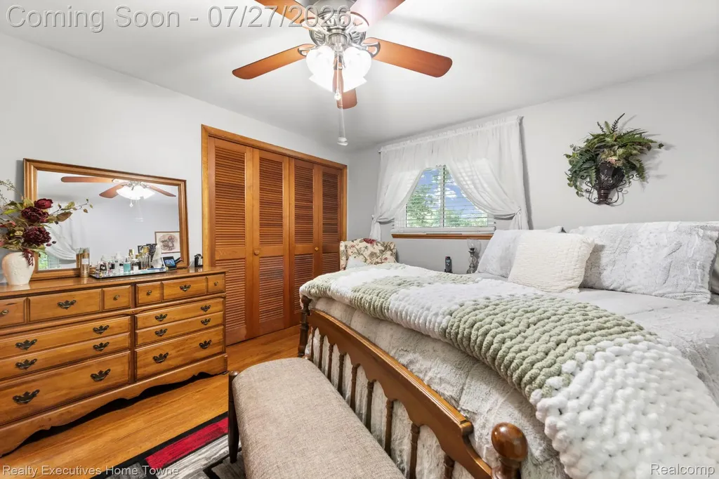 3425 Lomar Drive Fort Gratiot Charter Township MI 48059