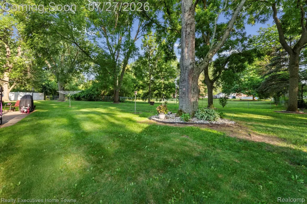 3425 Lomar Drive Fort Gratiot Charter Township MI 48059