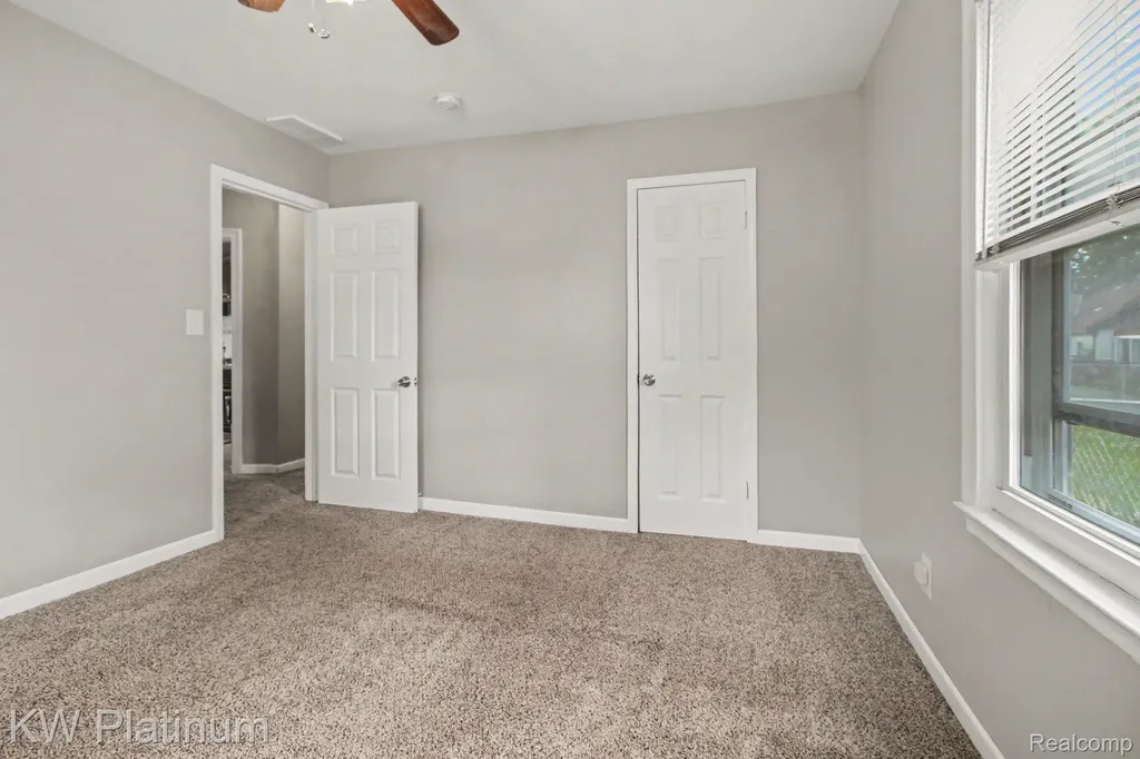 29123 Powers Street Westland City MI 48186
