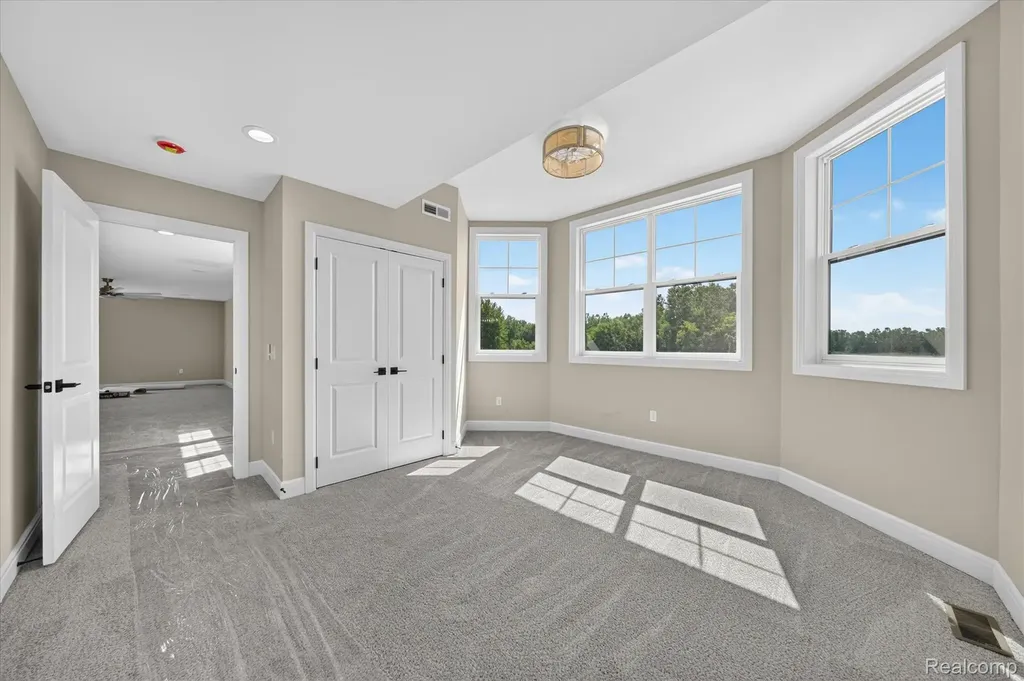 54462 Brenda Drive Macomb Township MI 48042