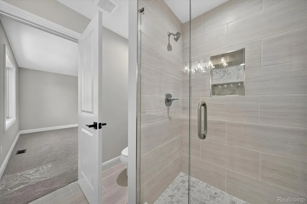 54462 Brenda Drive Macomb Township MI 48042