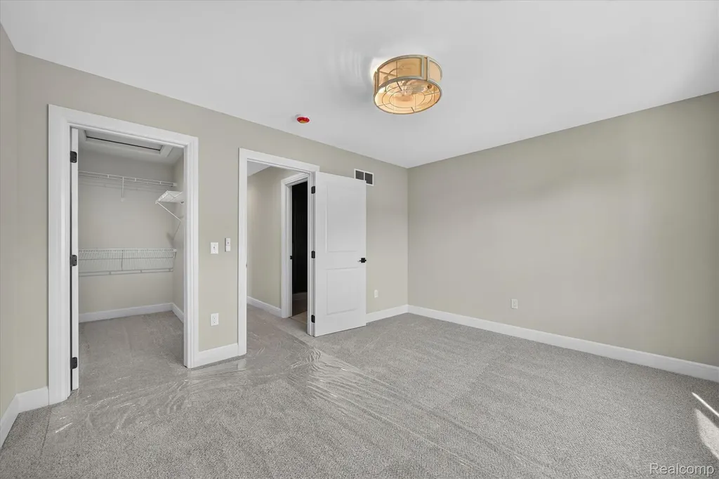 54462 Brenda Drive Macomb Township MI 48042