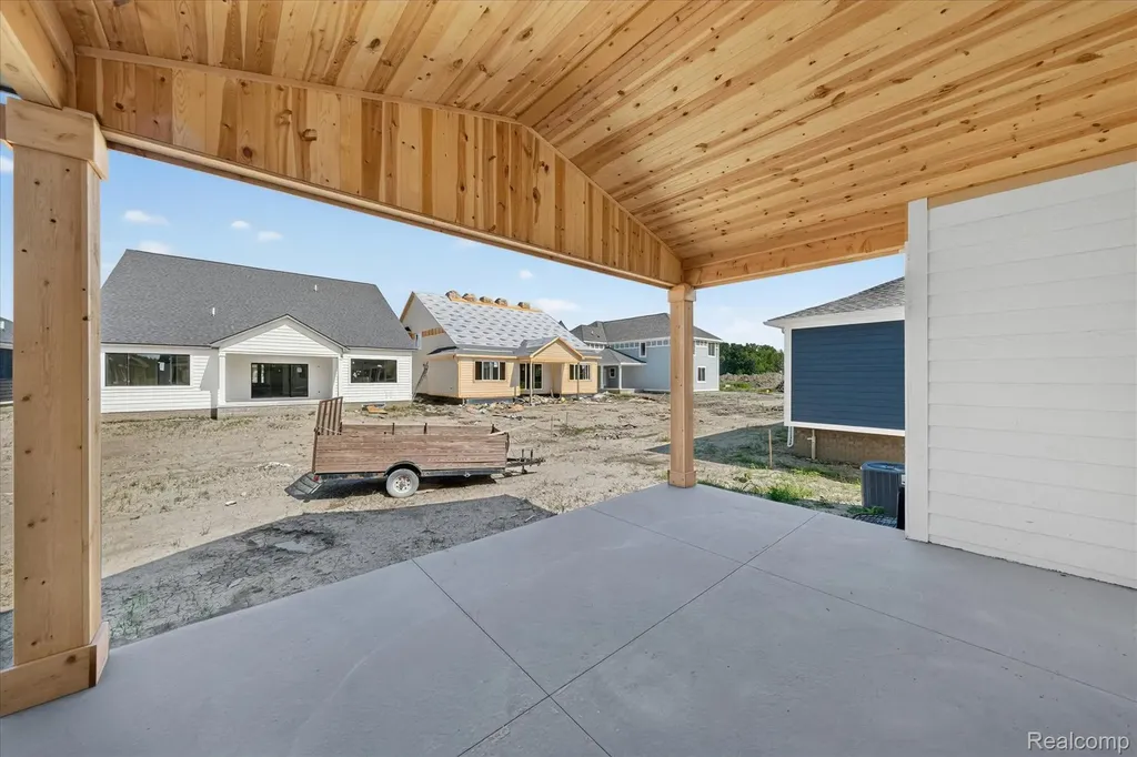 54462 Brenda Drive Macomb Township MI 48042