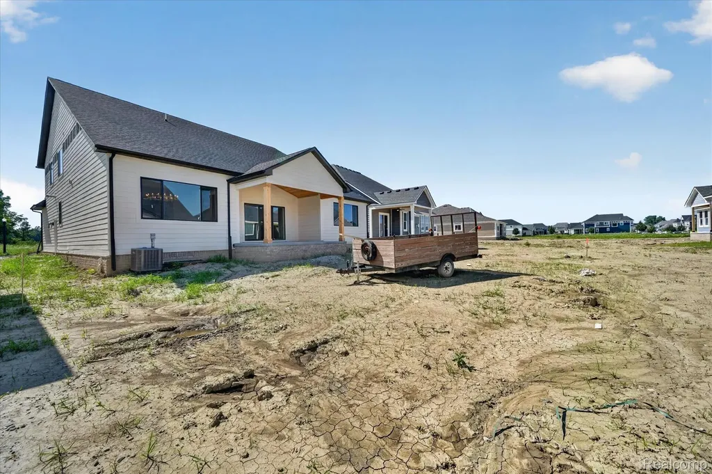 54462 Brenda Drive Macomb Township MI 48042