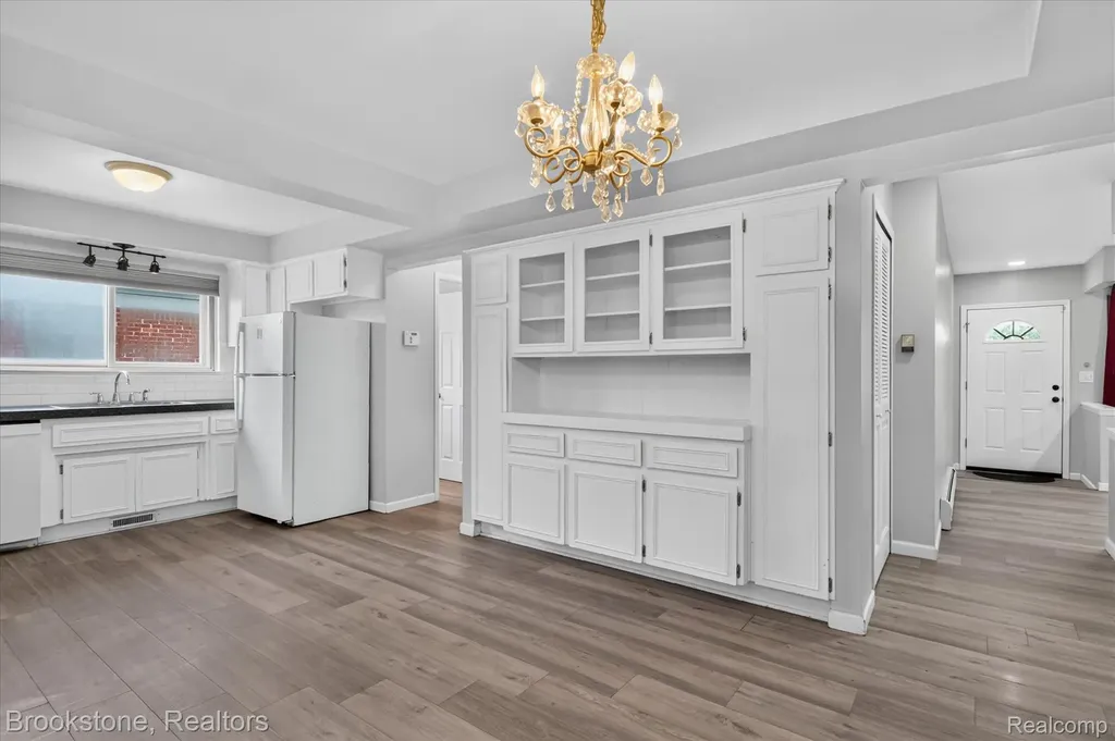34294 Greentrees Road Sterling Heights City MI 48312