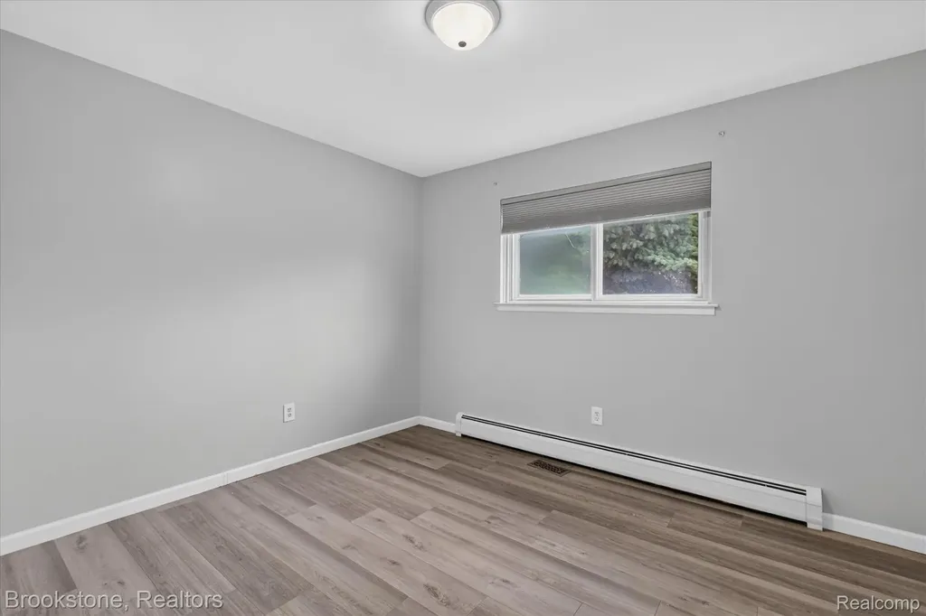 34294 Greentrees Road Sterling Heights City MI 48312