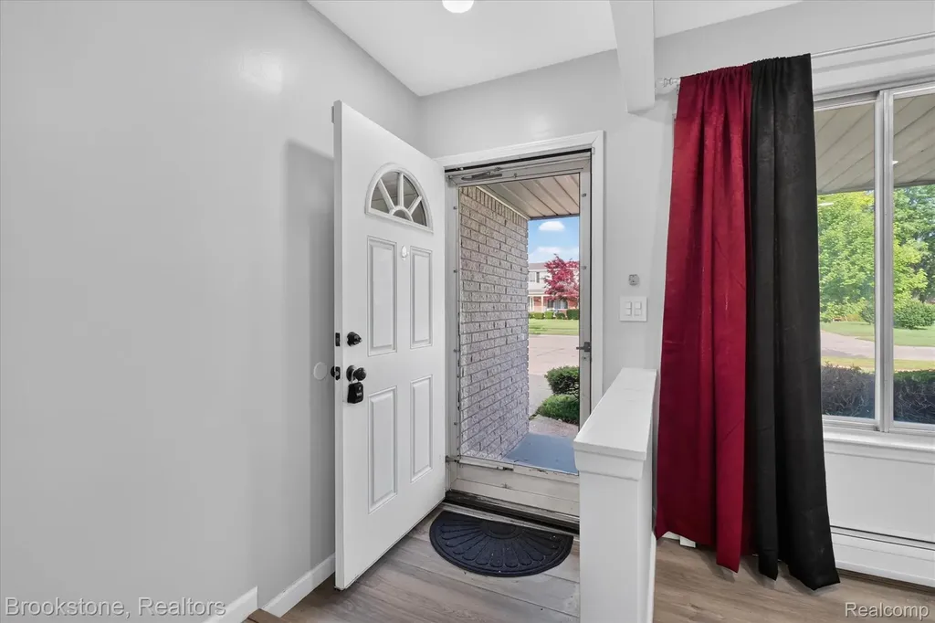 34294 Greentrees Road Sterling Heights City MI 48312