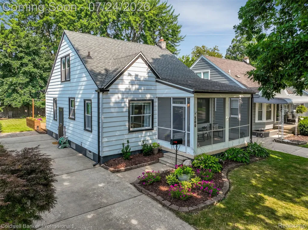 300 S Minerva Avenue Royal Oak City MI 48067