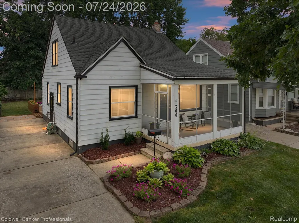 300 S Minerva Avenue Royal Oak City MI 48067