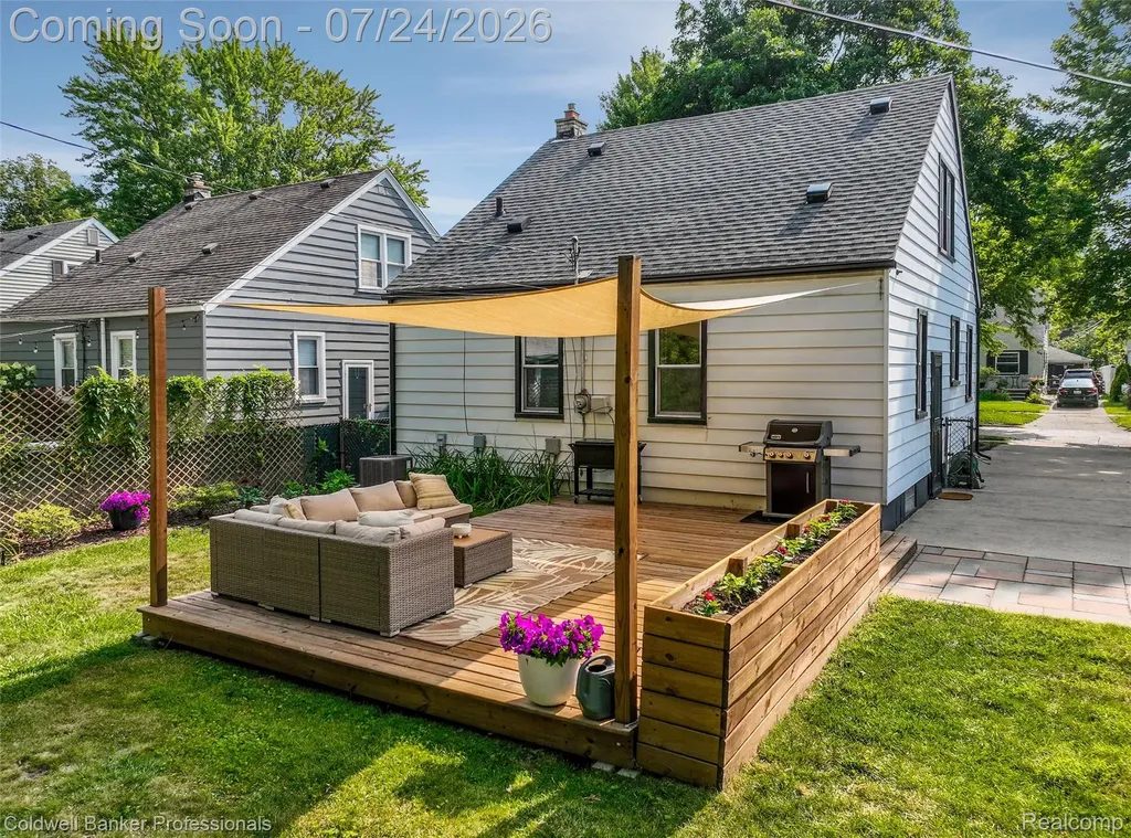 300 S Minerva Avenue Royal Oak City MI 48067