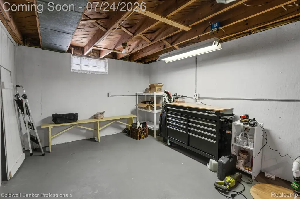 300 S Minerva Avenue Royal Oak City MI 48067