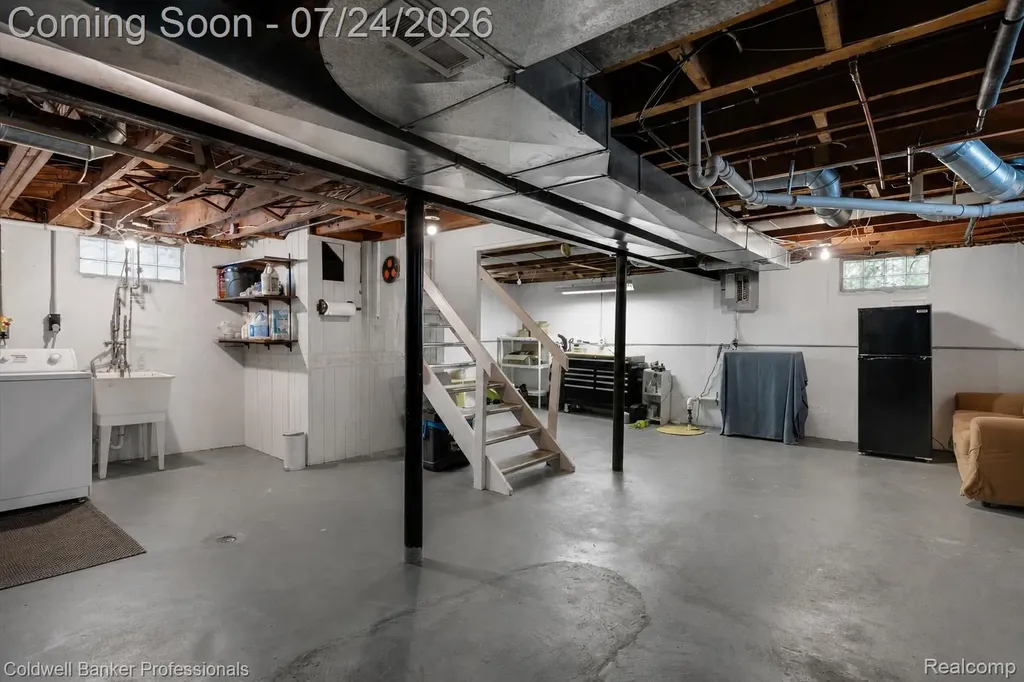 300 S Minerva Avenue Royal Oak City MI 48067