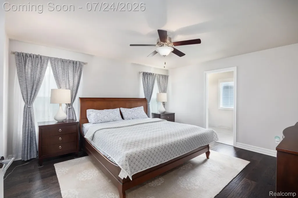 3534 Birchmount Drive Troy City MI 48083
