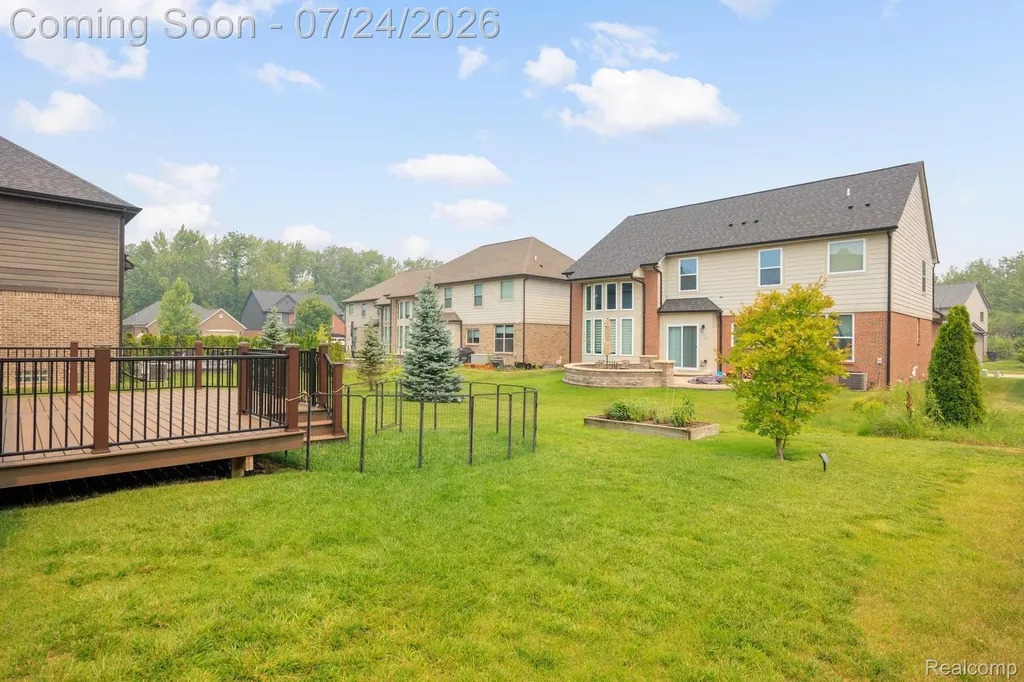 3534 Birchmount Drive Troy City MI 48083