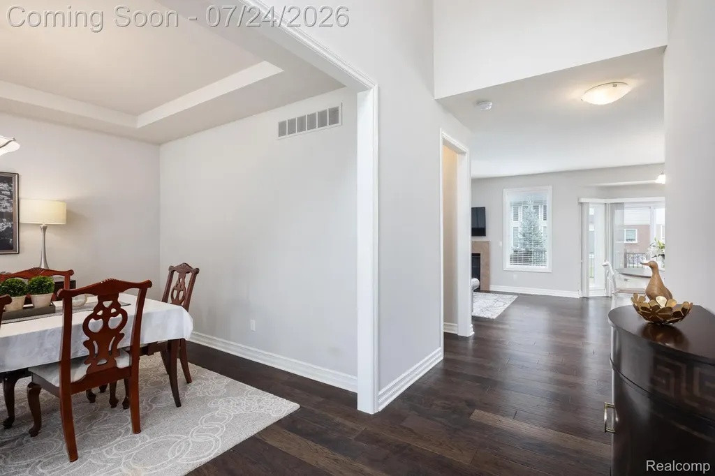 3534 Birchmount Drive Troy City MI 48083