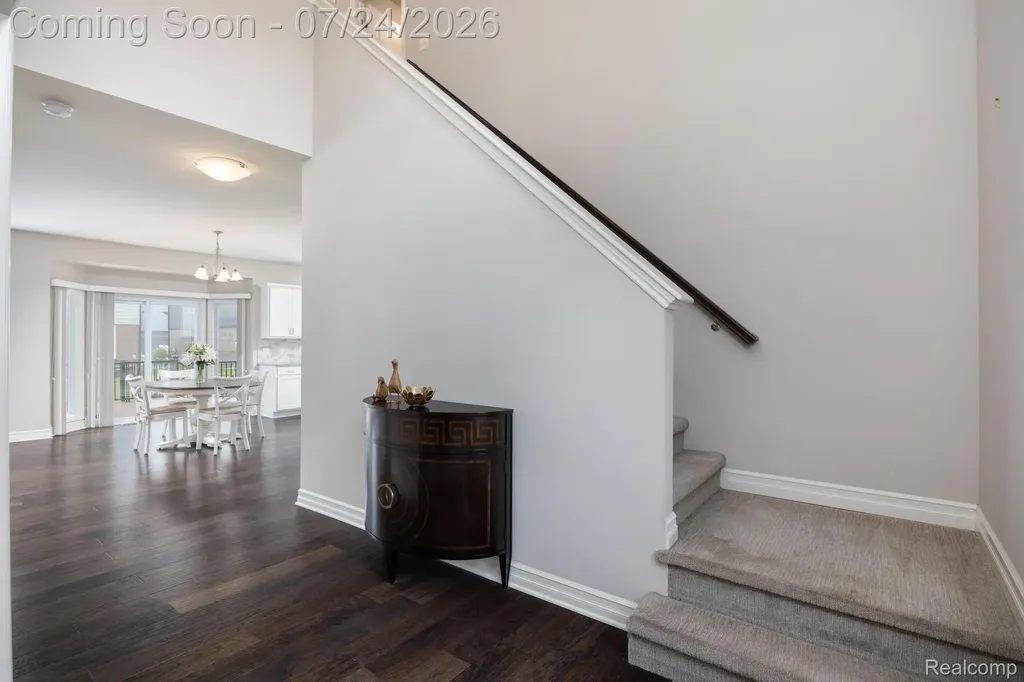 3534 Birchmount Drive Troy City MI 48083