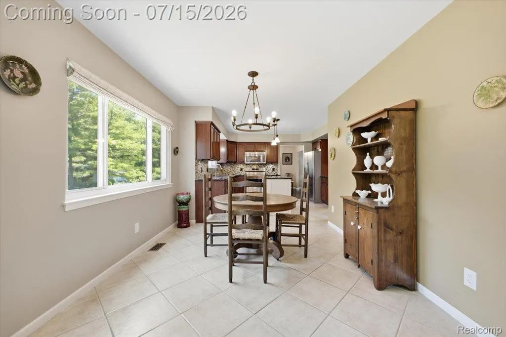 4638 Fox Chase Drive White Lake Charter Township MI 48383