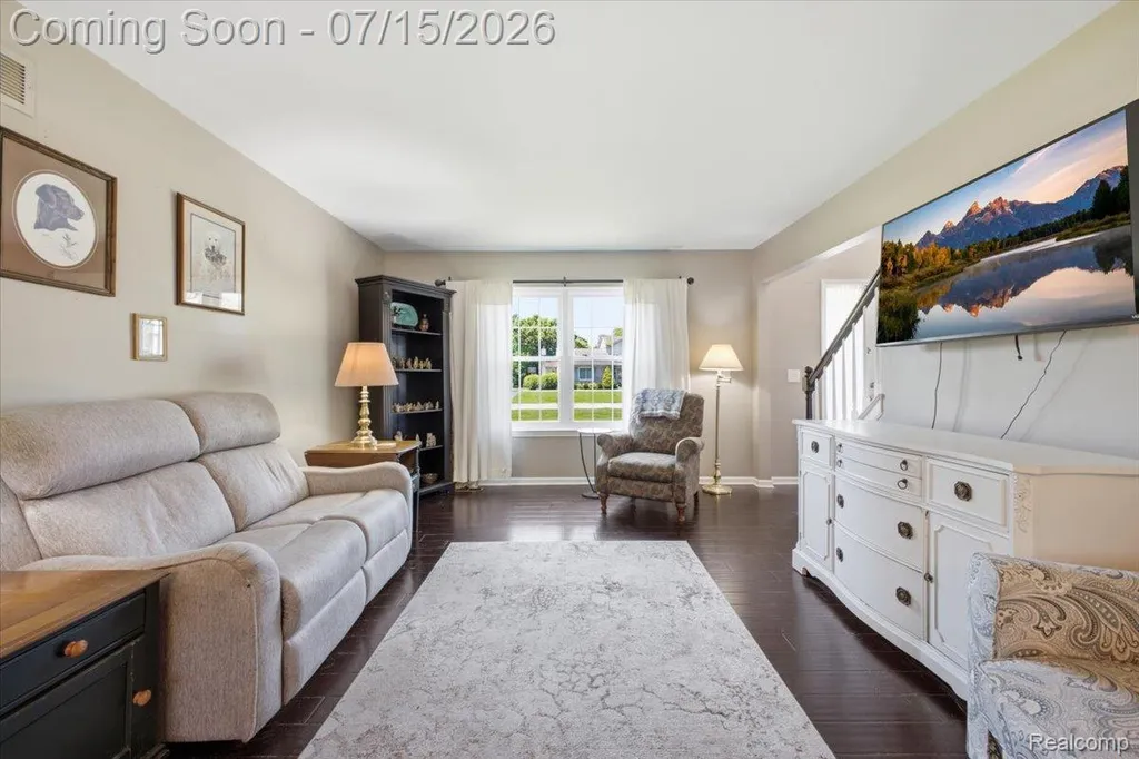 4638 Fox Chase Drive White Lake Charter Township MI 48383