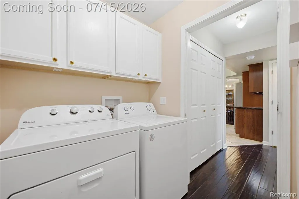 4638 Fox Chase Drive White Lake Charter Township MI 48383