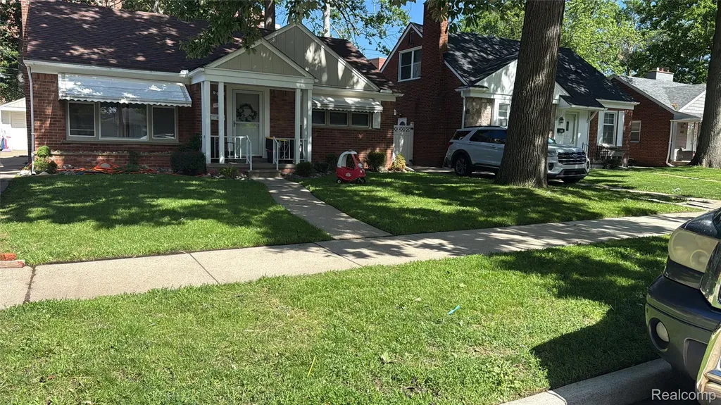 1500 Sherwood Court Dearborn City MI 48124