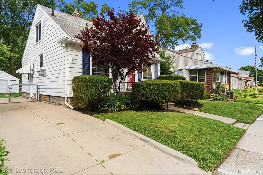 254 Albany Street Ferndale City MI 48220