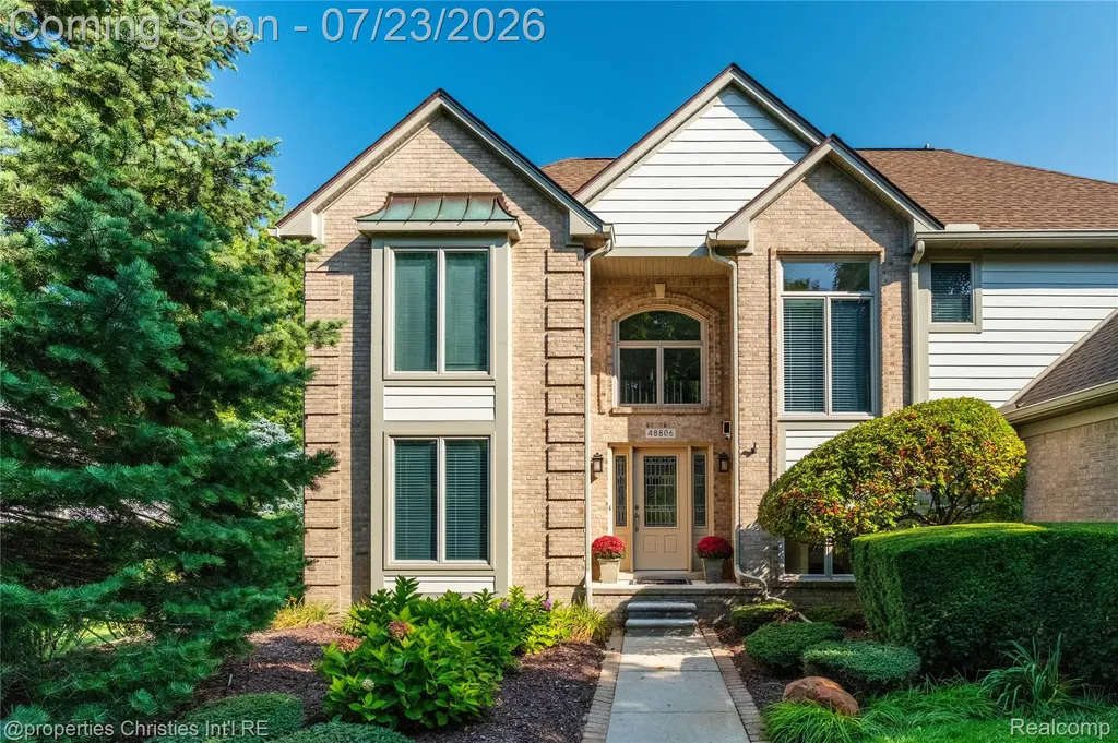 48806 Thornbury Drive Novi City MI 48374
