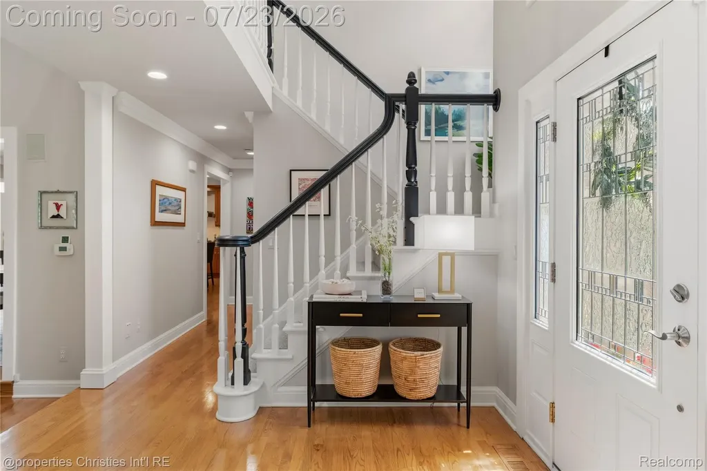 48806 Thornbury Drive Novi City MI 48374